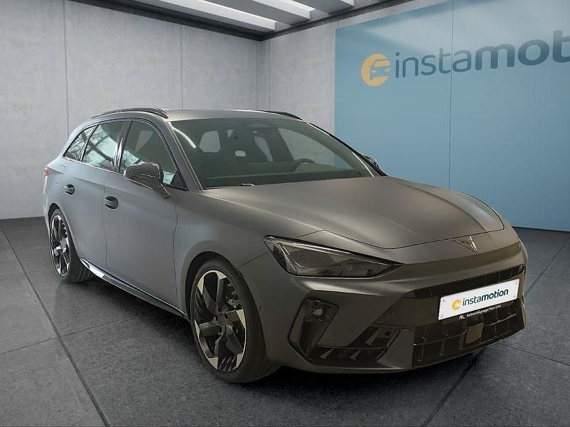 Neu Cupra Leon 333 PS (244 kW) 2025 Grau Kleinwagen