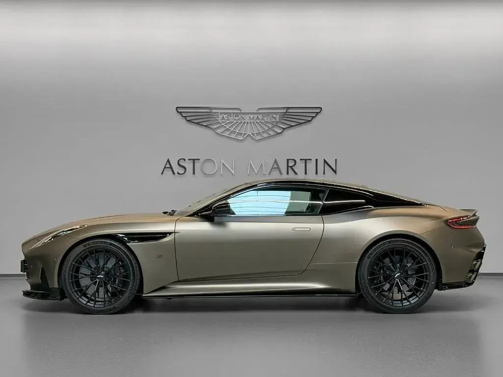 Neu Aston Martin DB12 700 PS (514 kW) 2026 Grün Coupé