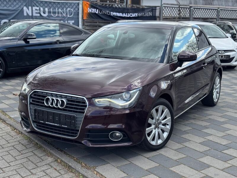 Shirazrot metallic Gebraucht 2013 Audi A1 Sport Kleinwagen | 9.500 € (Fairer Preis) - Bild 1/4