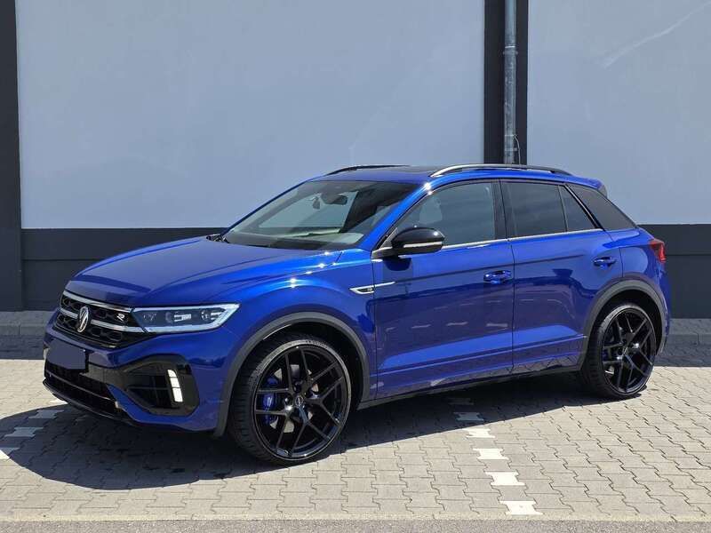 Blau Gebraucht 2024 VW T-Roc Beats SUV | 38.970 € (Fairer Preis) - Bild 1/4
