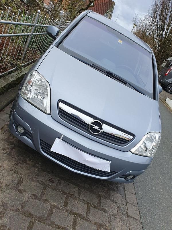 Usata Opel Meriva 2007 Argento Monovolume