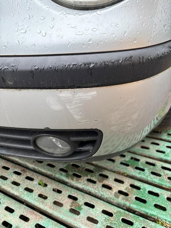 Second-hand VW Polo 75 CP (55 kW) 2003 Argintiu Hatchback