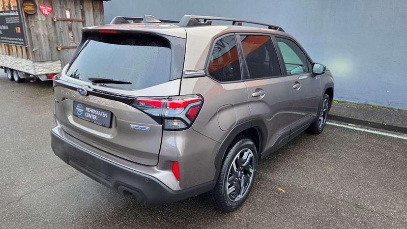 Neu Subaru Forester 136 PS (100 kW) 2025 Brilliant bronze SUV