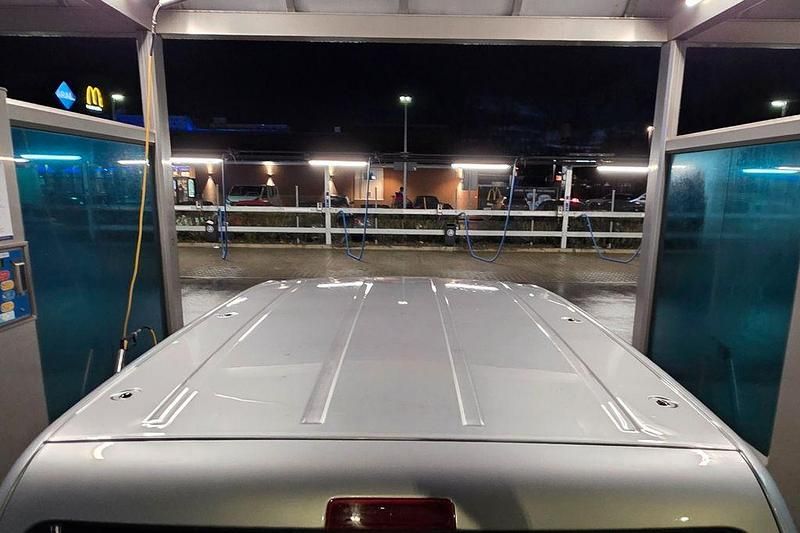 Gebraucht VW Caddy Highline 102 PS (75 kW) 2013 Silber Van / Kleinbus