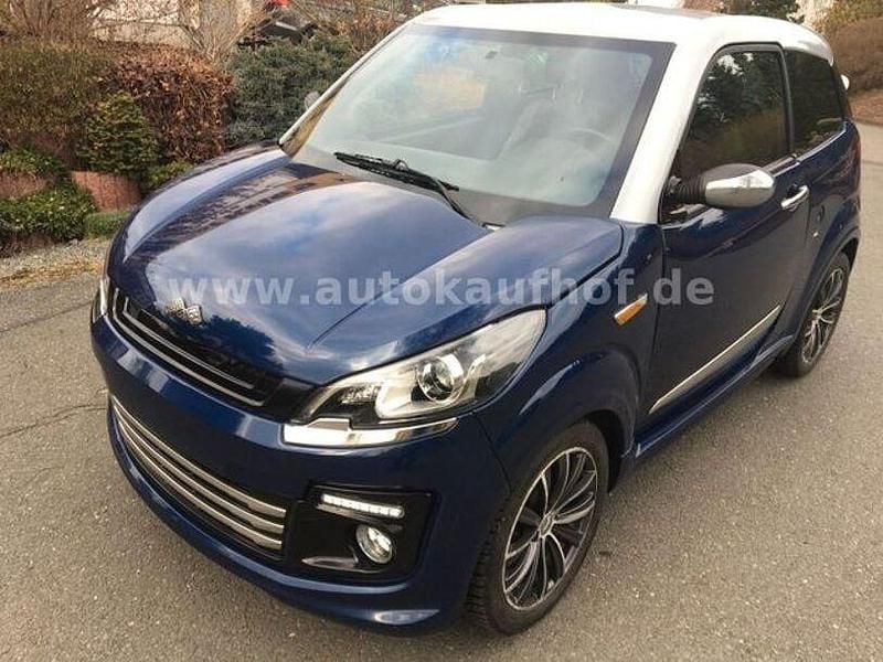 Second-hand Ligier JS50 2019 Albastru Hatchback