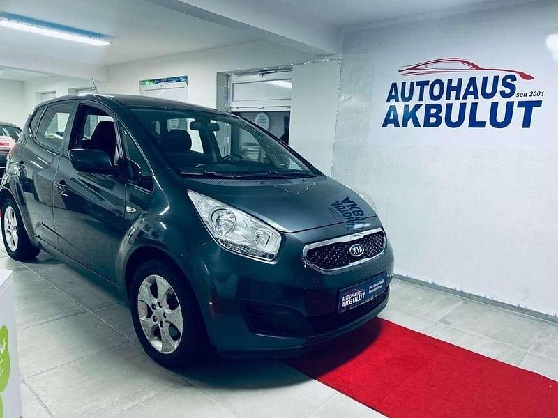 Grau Gebraucht 2012 Kia Venga Kleinwagen | 4.950 € (Fairer Preis) - Bild 1/3
