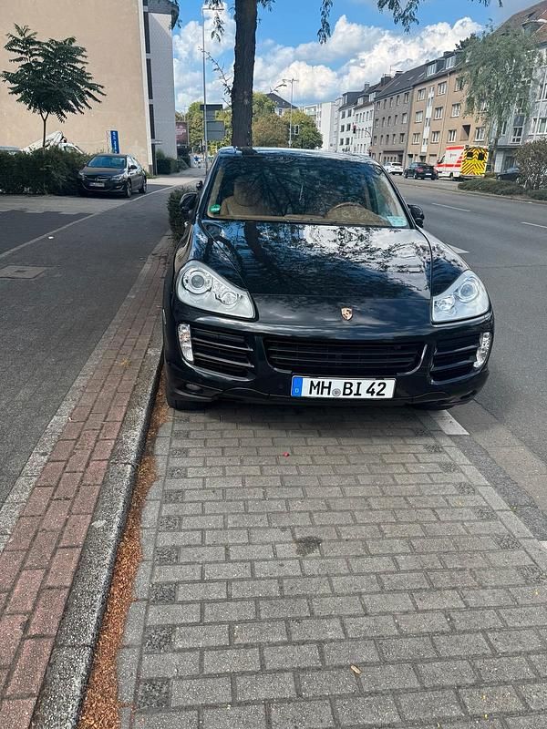 Schwarz Gebraucht 2009 Porsche Cayenne SUV | 10.800 € (Guter Preis) - Bild 1/4