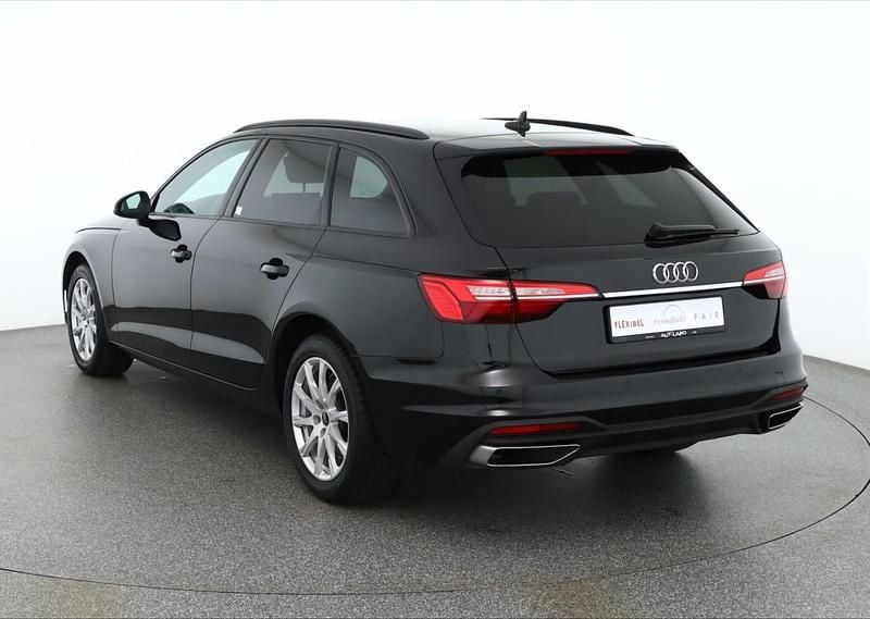 Gebraucht Audi A4 Comfort 150 PS (110 kW) 2022 Schwarz Kombi