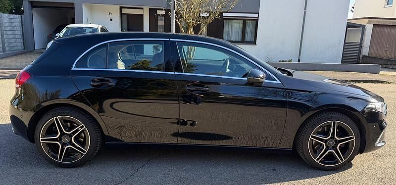 Gebraucht Mercedes A220 190 PS (139 kW) 2018 Schwarz Limousine