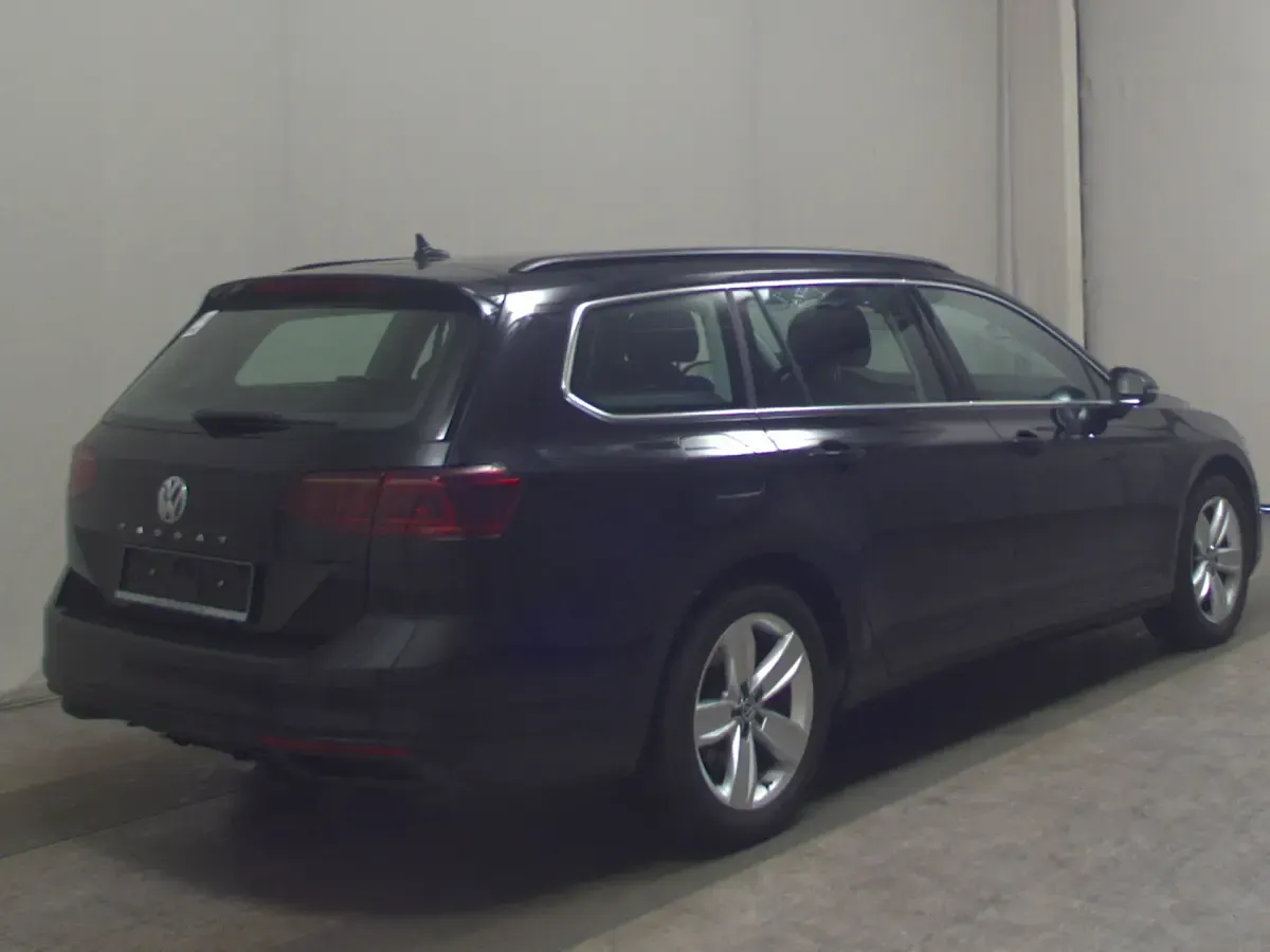 Gebraucht VW Passat Business 190 PS (139 kW) 2020 Schwarz Kombi