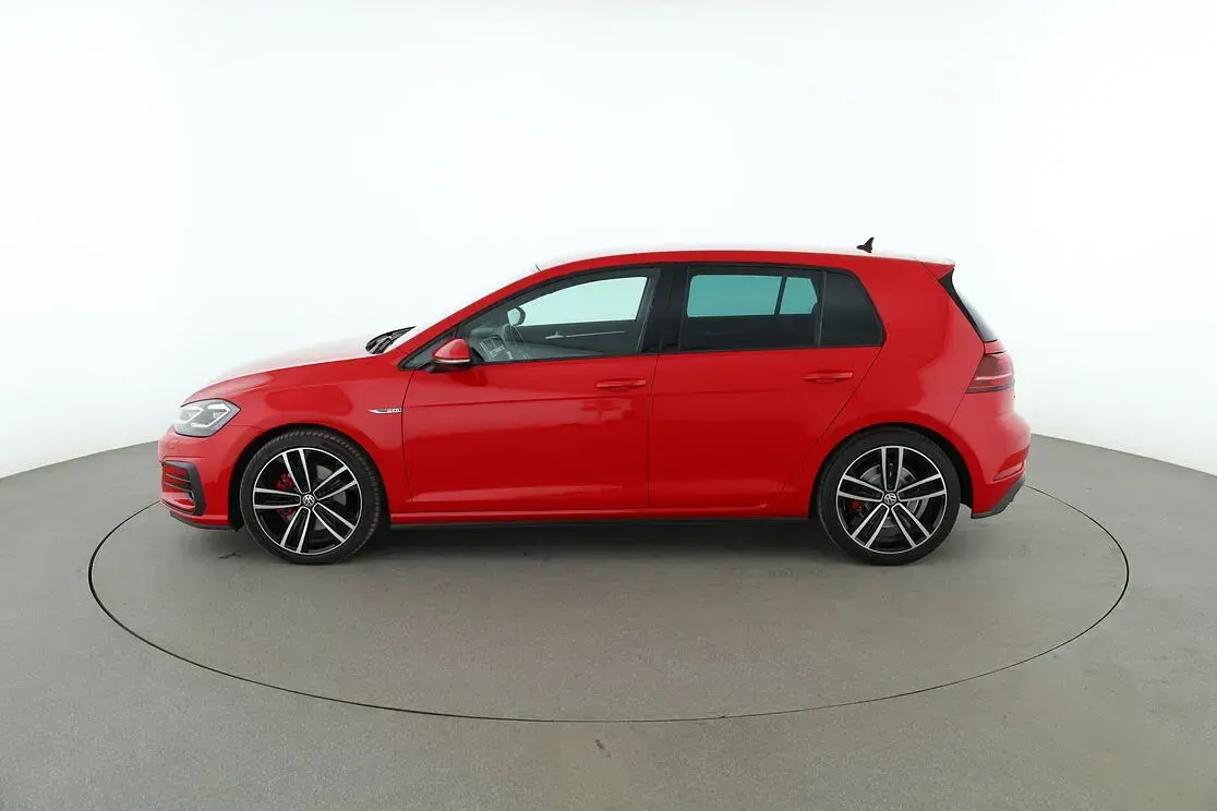 Gebraucht VW Golf VII GTD 2019 Rot Limousine