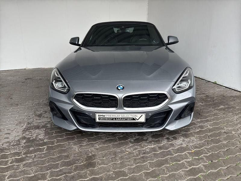 Grau Gebraucht 2025 BMW Z4 M Sport Cabrio | 51.190 € (Teuer) - Bild 1/4