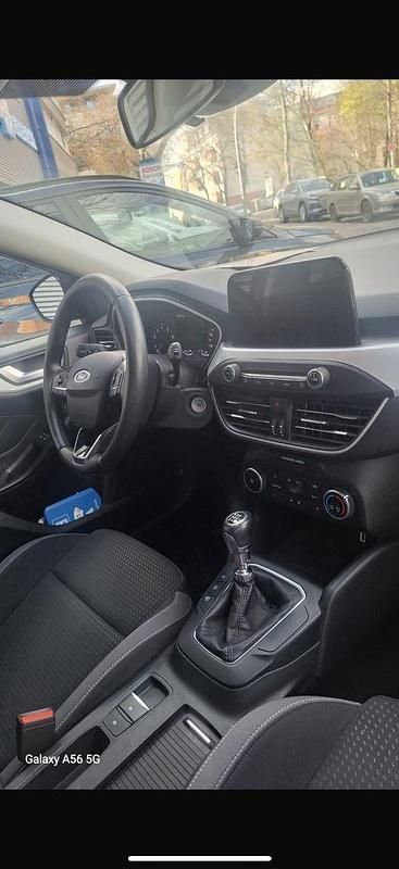 Gebraucht Ford Focus Active 125 PS (91 kW) 2019 Grau Limousine