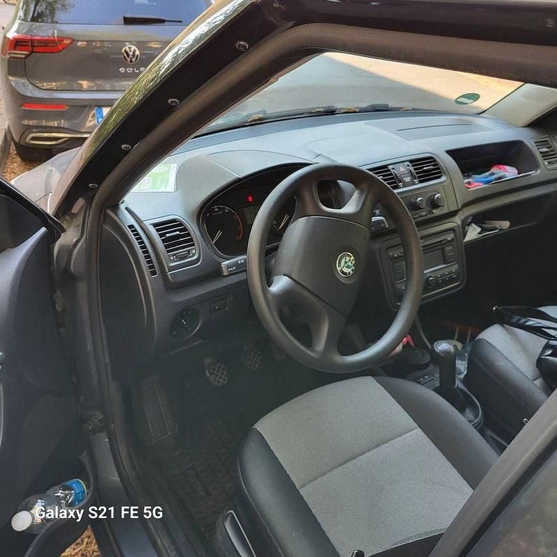 Gebraucht Skoda Fabia Elegance 69 PS (50 kW) 2009 Grau Limousine