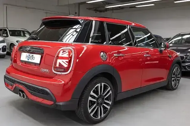 Gebraucht Mini Cooper S 192 PS (141 kW) 2023 Chili red Kleinwagen