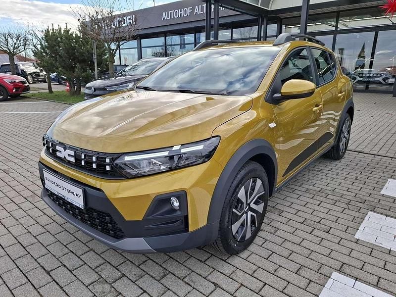 Amber yellow Neu 2025 Dacia Sandero Expression Kleinwagen | 19.320 € - Bild 1/3