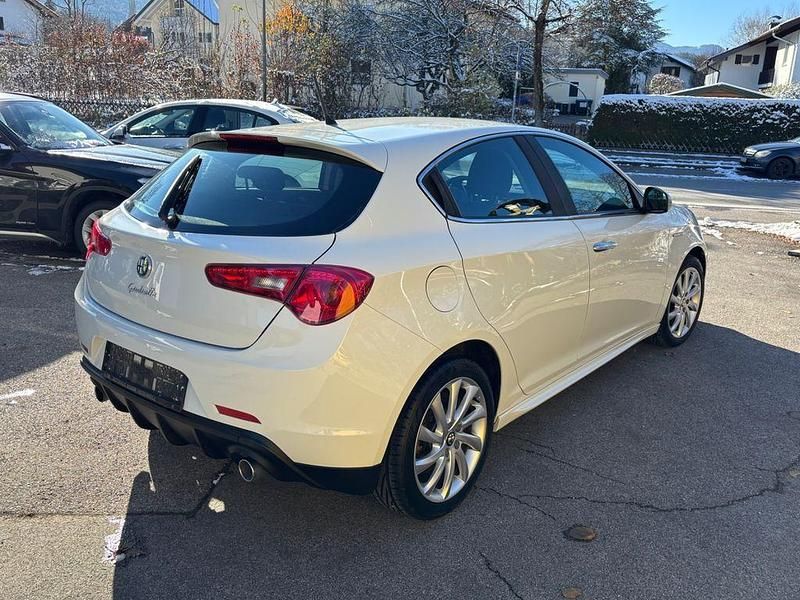 Gebraucht Alfa Romeo Giulietta Turismo 105 PS (77 kW) 2012 Limousine