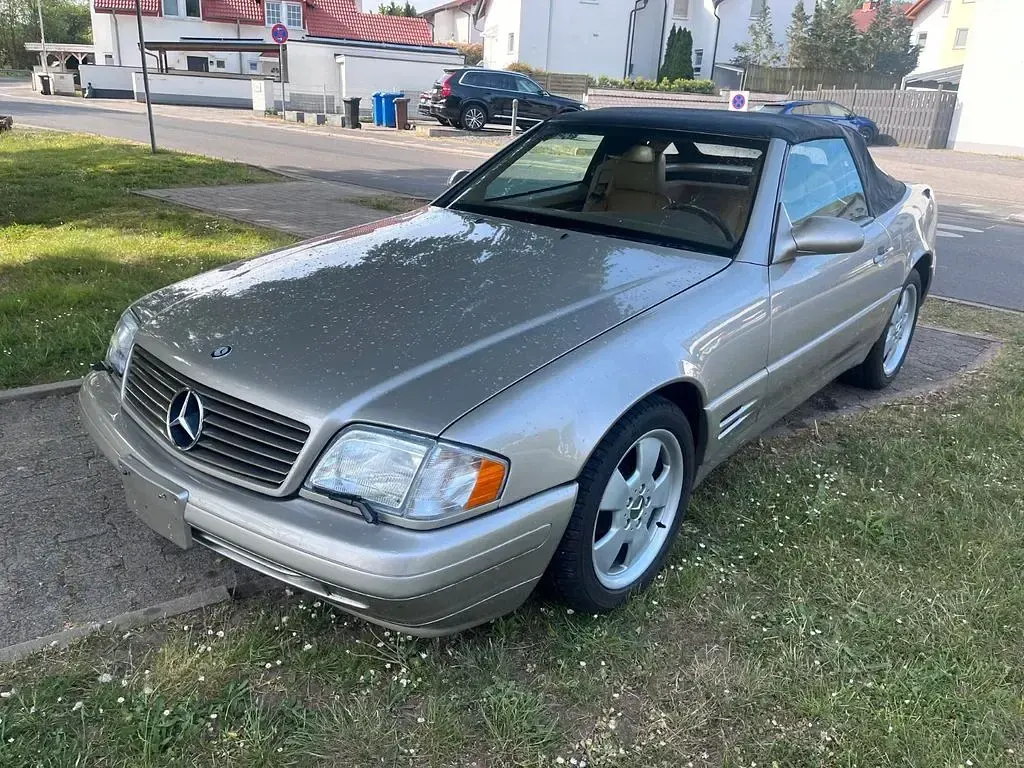 Gebraucht Mercedes SL500 306 PS (225 kW) 1998 Beige Cabrio