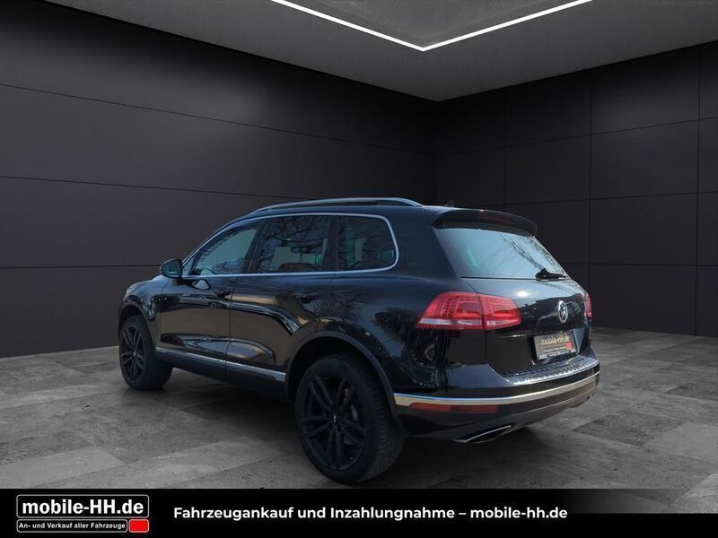 Gebraucht VW Touareg 262 PS (192 kW) 2016 Schwarz SUV