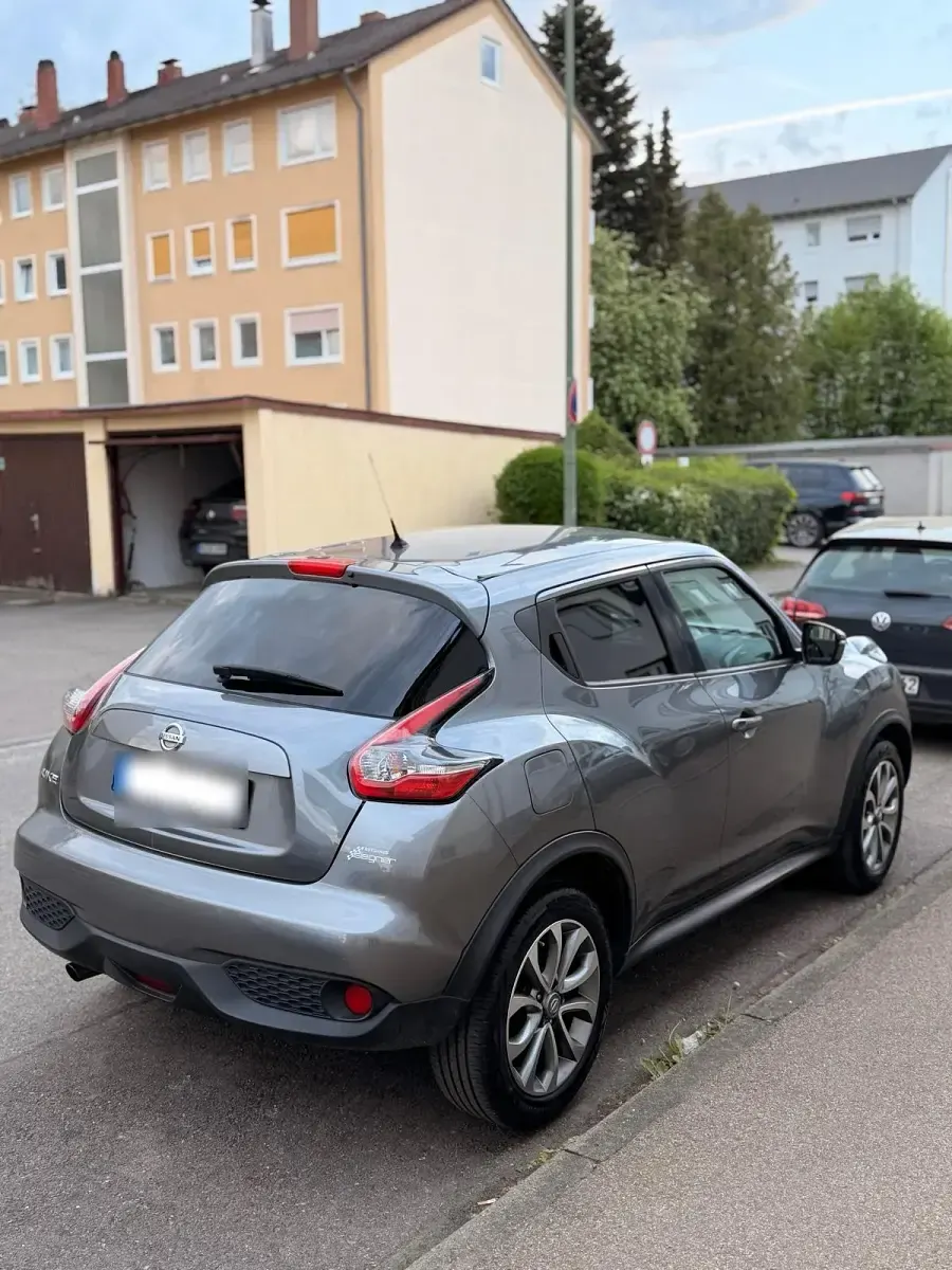 Gebraucht Nissan Juke 116 PS (85 kW) 2014 Grau SUV