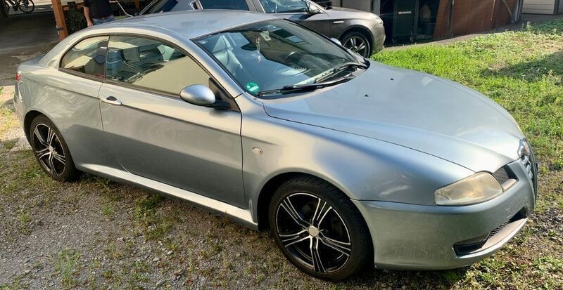 Gebraucht Alfa Romeo GT Distinctive 166 PS (122 kW) 2004 Blau Coupé