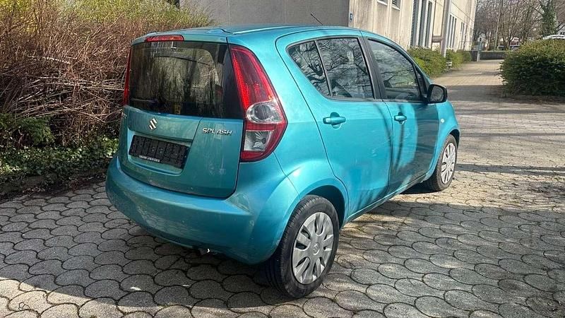 Second-hand Suzuki Splash 86 CP (63 kW) 2009 Albastru Hatchback