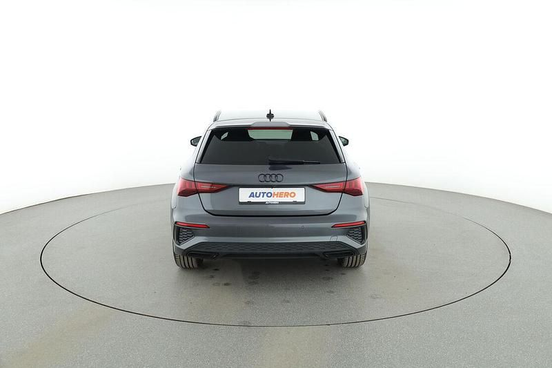 Gebraucht Audi A3 S-Line 150 PS (110 kW) 2022 Grau Limousine