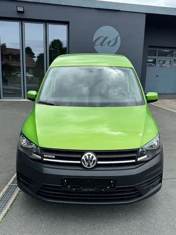 Gebraucht VW Caddy Trendline 122 PS (89 kW) 2016 Grün Van / Kleinbus