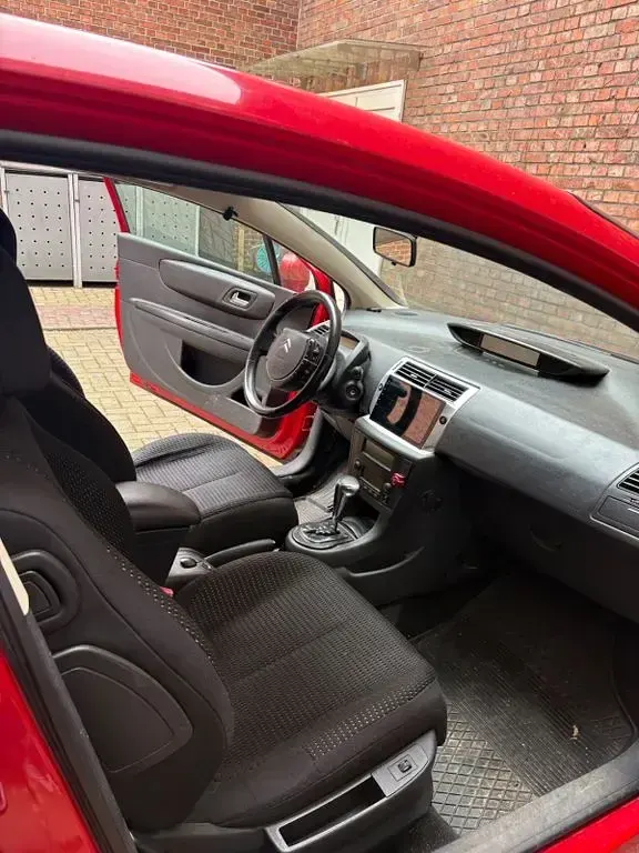 Gebraucht Citroën C4 VTR Sport 111 PS (81 kW) 2007 Rot Coupé