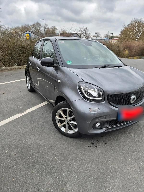 Gebraucht Smart ForFour Passion 90 PS (66 kW) 2016 Schwarz Kleinwagen