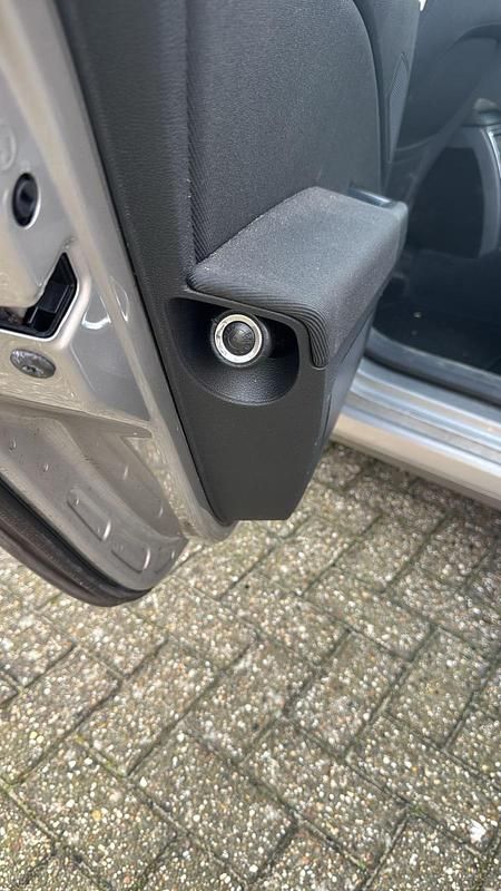 Gebraucht Skoda Superb 129 PS (94 kW) 2011 Gold Kombi