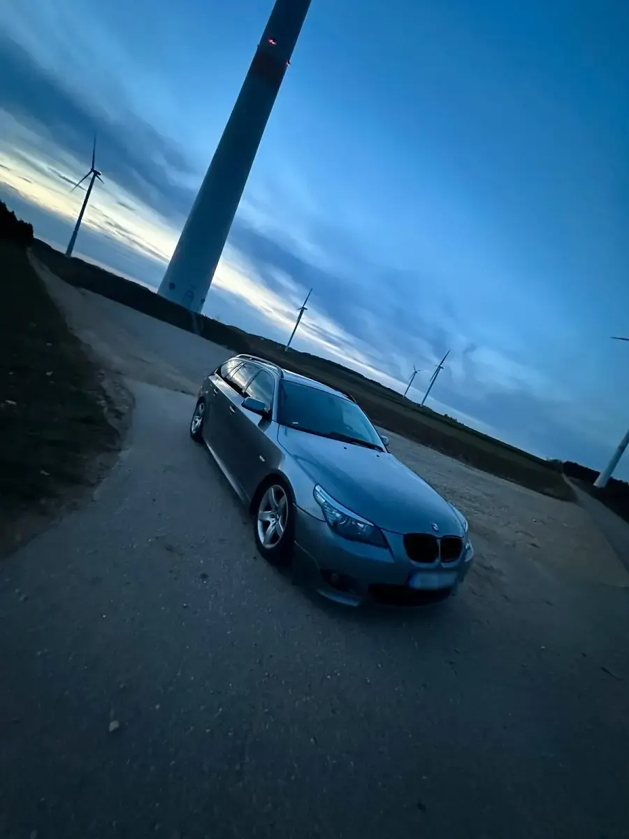 Gebraucht BMW 530 M Sport 235 PS (172 kW) 2007 Grau Kombi