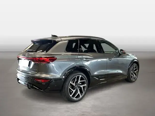 Gebraucht Audi e-tron 284 kW (387 PS) 2025 SUV