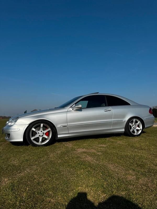 Silber Gebraucht 2007 Mercedes CLK320 Coupé | 5.500 € (Fairer Preis) - Bild 1/4