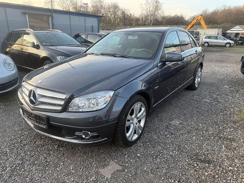 Gebraucht Mercedes C180 156 PS (114 kW) 2010 Grau Limousine