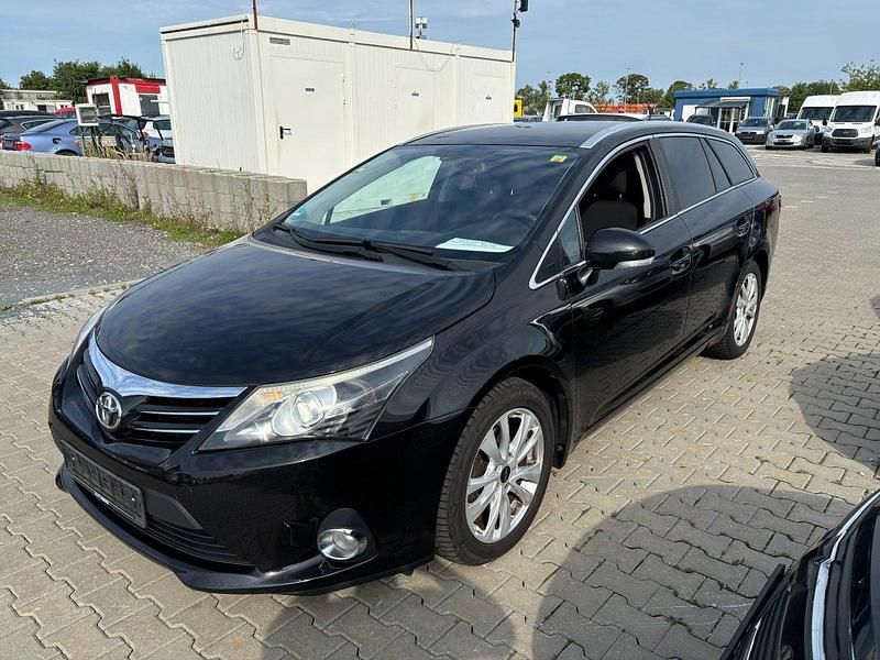 Schwarz Gebraucht 2013 Toyota Avensis Life Kombi | 4.390 € (Superpreis) - Bild 1/4