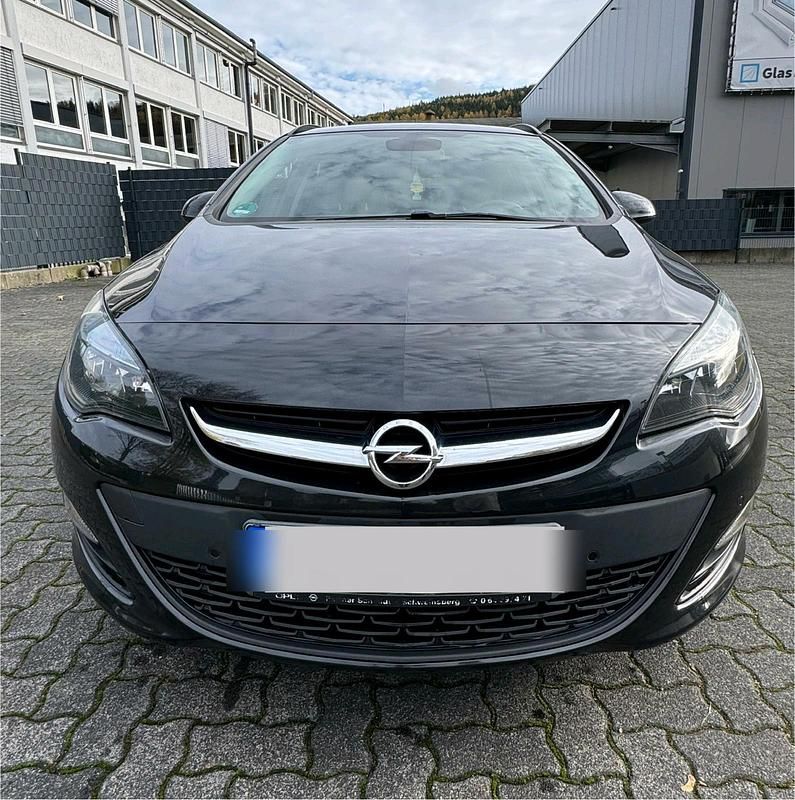 Gebraucht Opel Astra Energy 140 PS (102 kW) 2015 Schwarz Kombi