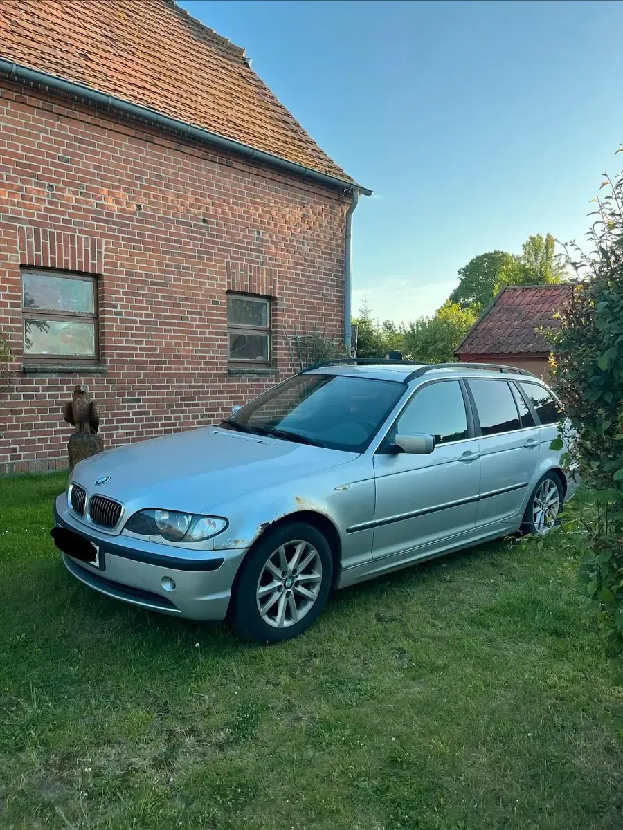 Gebraucht BMW 320 150 PS (110 kW) 2004 Silber Kombi