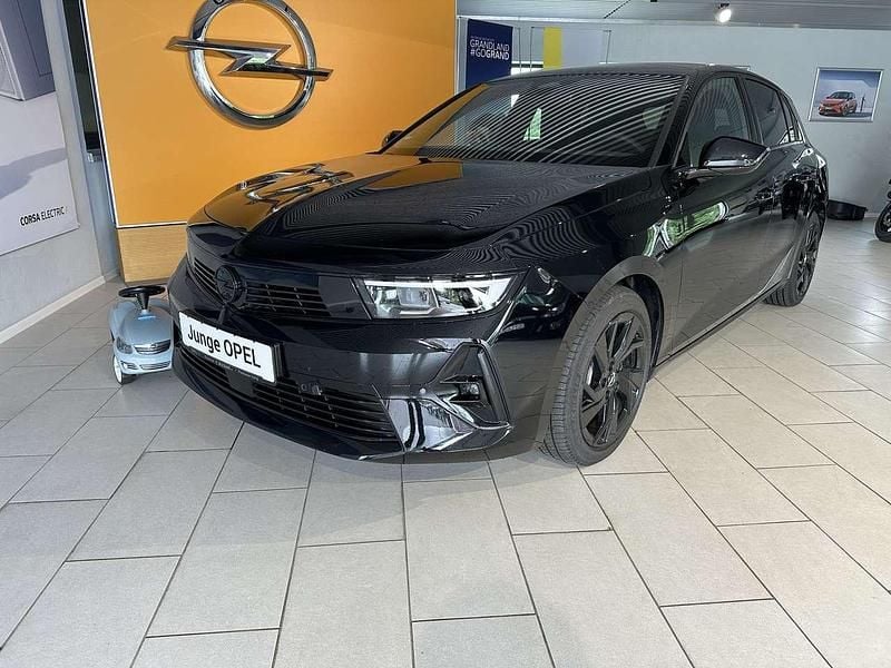 Schwarz Gebraucht 2024 Opel Astra GS Line Limousine | 26.990 € (Fairer Preis) - Bild 1/4
