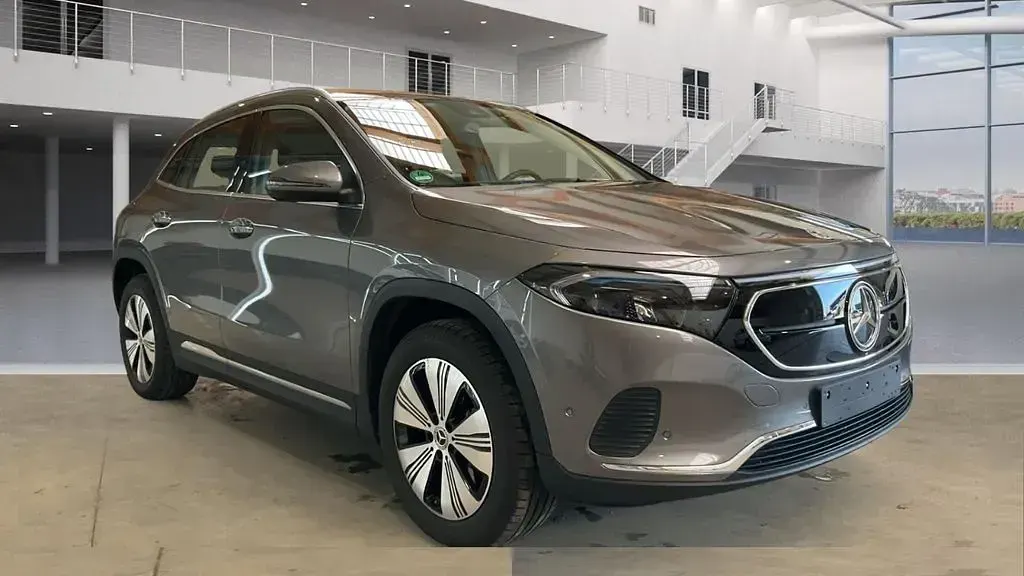 Second-hand Mercedes EQA250+ 139 kW (190 CP) 2023 Gri SUV