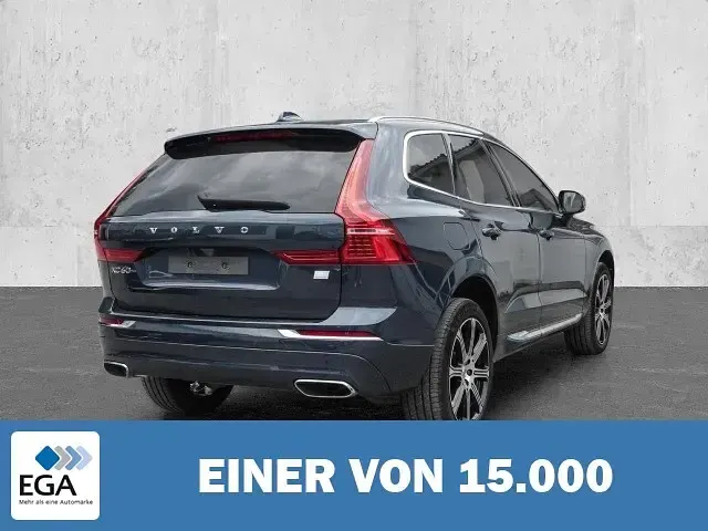 Gebraucht Volvo XC60 Inscription 392 PS (288 kW) 2021 Blau metallic SUV