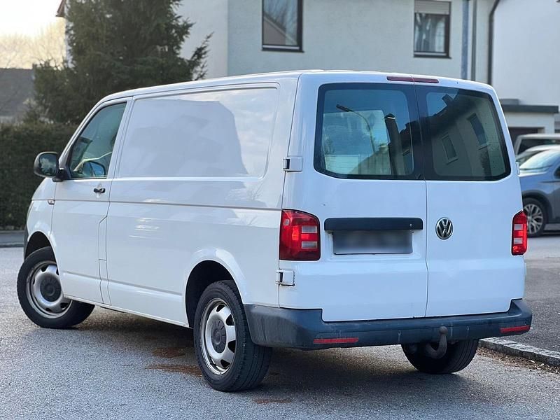 Usata VW Transporter 150 CV (110 kW) 2016 Bianco Furgone