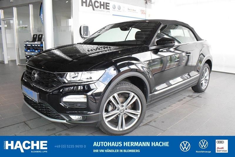 Deep black perleffekt (schwarz) Gebraucht 2020 VW T-Roc Style SUV | 22.500 € (Etwas zu teuer) - Bild 1/4