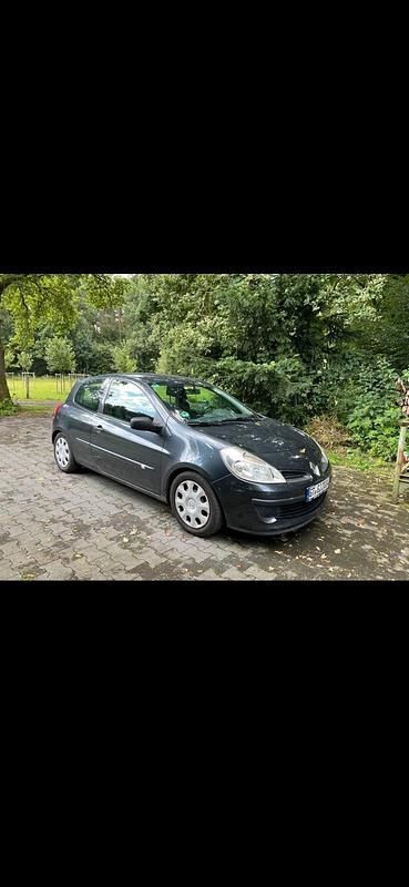 Gebraucht 2006 Renault Clio III Kleinwagen | 1.450 € - Bild 1/4