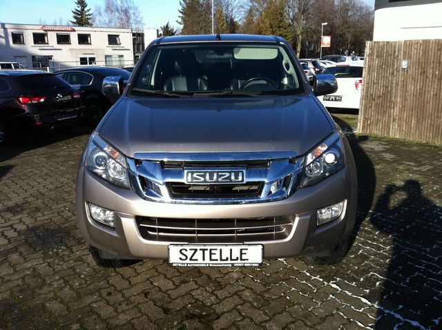 Gebraucht Isuzu D-Max 163 PS (119 kW) 2014 Silber Abholung