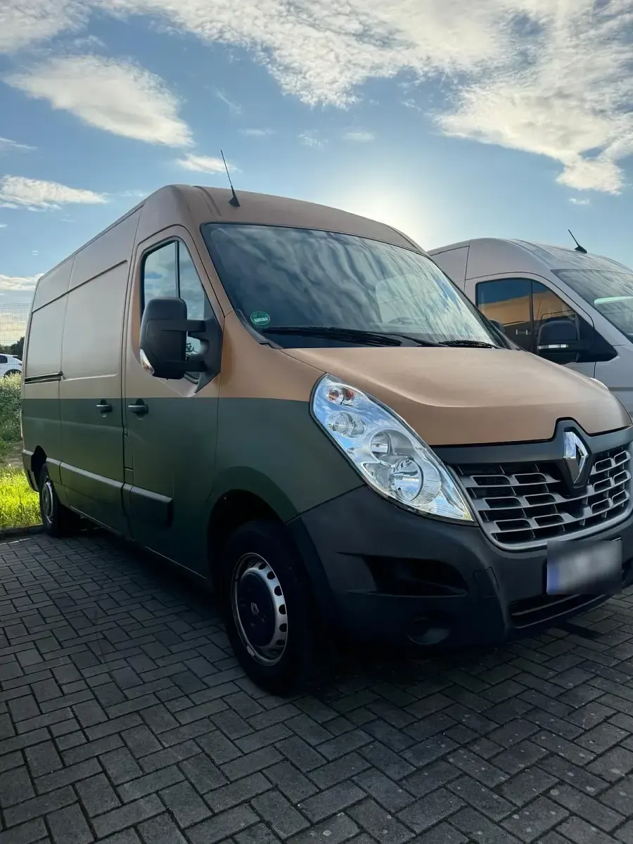 Second-hand Renault Master 109 CP (80 kW) 2019 Argintiu