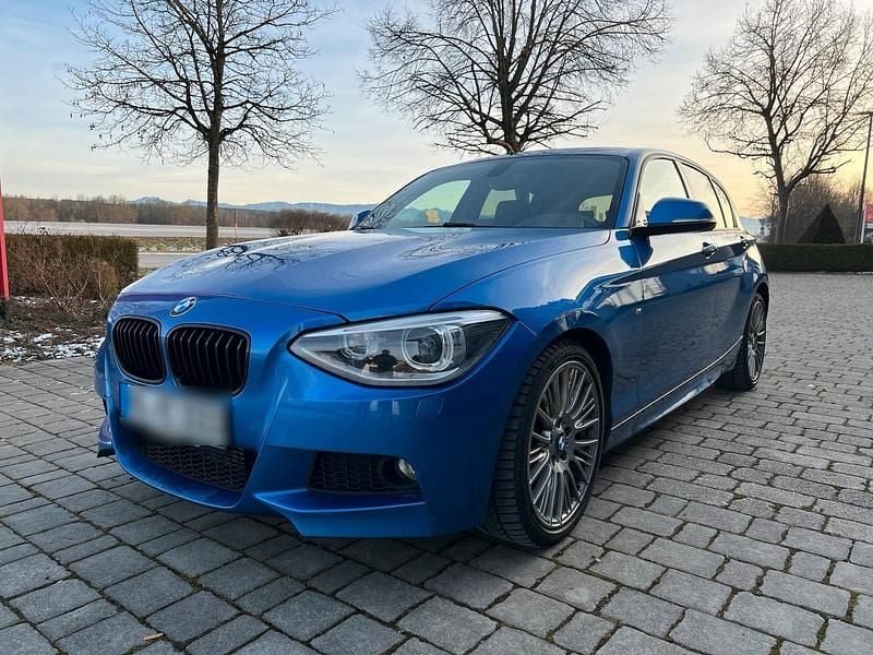 Blau Gebraucht 2013 BMW 120 M Sport Kleinwagen | 8.400 € (Fairer Preis) - Bild 1/4