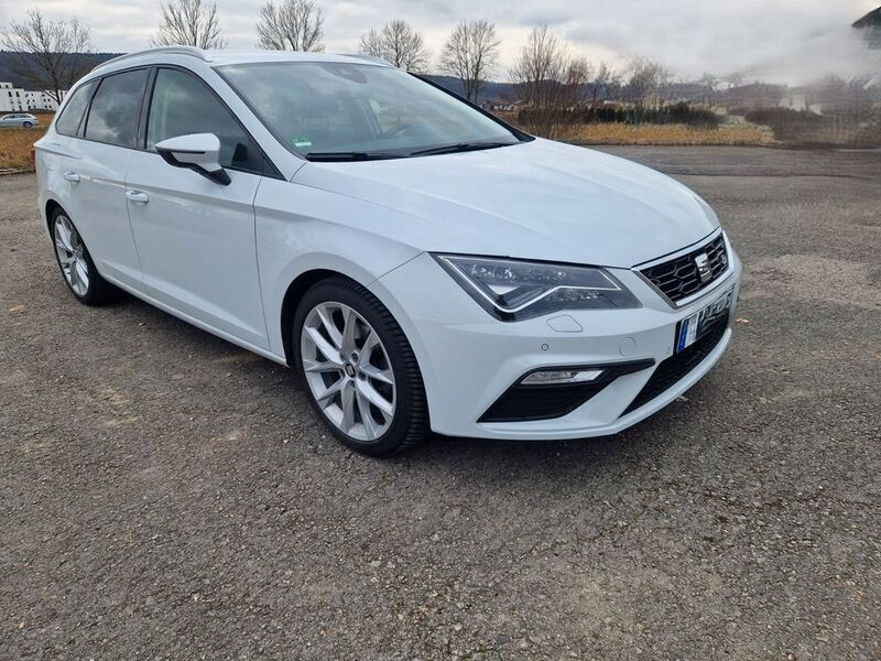 Weiß Gebraucht 2019 Seat Leon ST FR Kombi | 20.200 € (Fairer Preis) - Bild 1/4