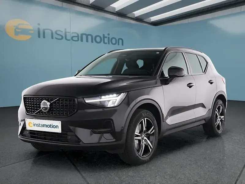 Gebraucht Volvo XC40 Plus 197 PS (144 kW) 2026 Schwarz SUV