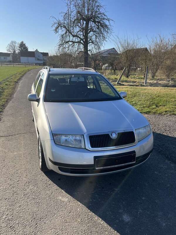 Silber Gebraucht 2003 Skoda Fabia Kombi | 600 € (Guter Preis) - Bild 1/4